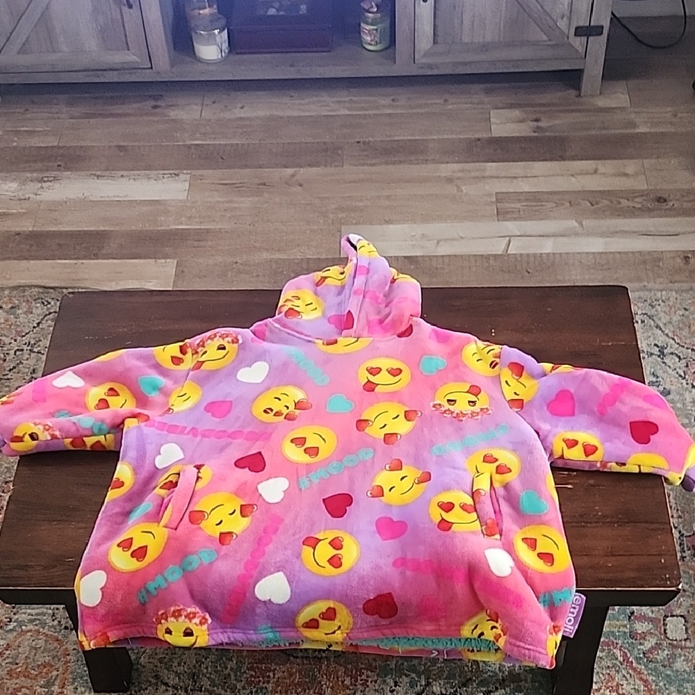 Kids Emoji Print Hoodie in Pink